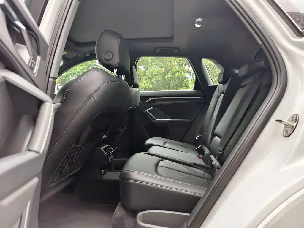 Audi Q3 2024 из CN, фото 10