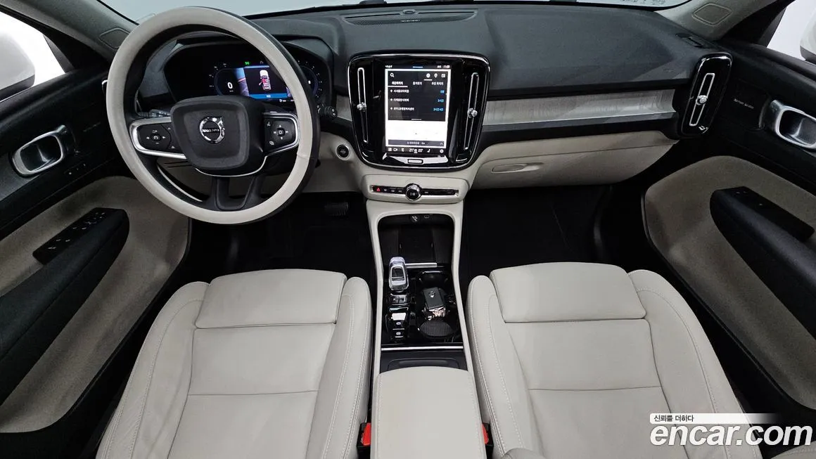 Volvo XC40 2024 из KR, фото 7