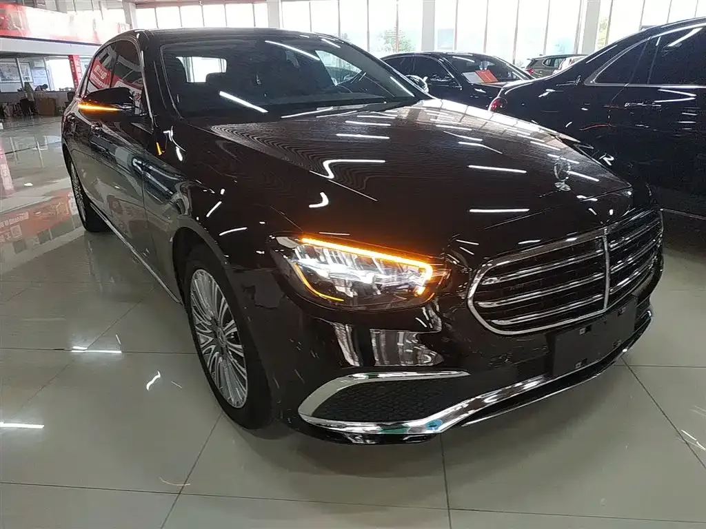 Mercedes-Benz E-Class 2023 из CN, фото 4