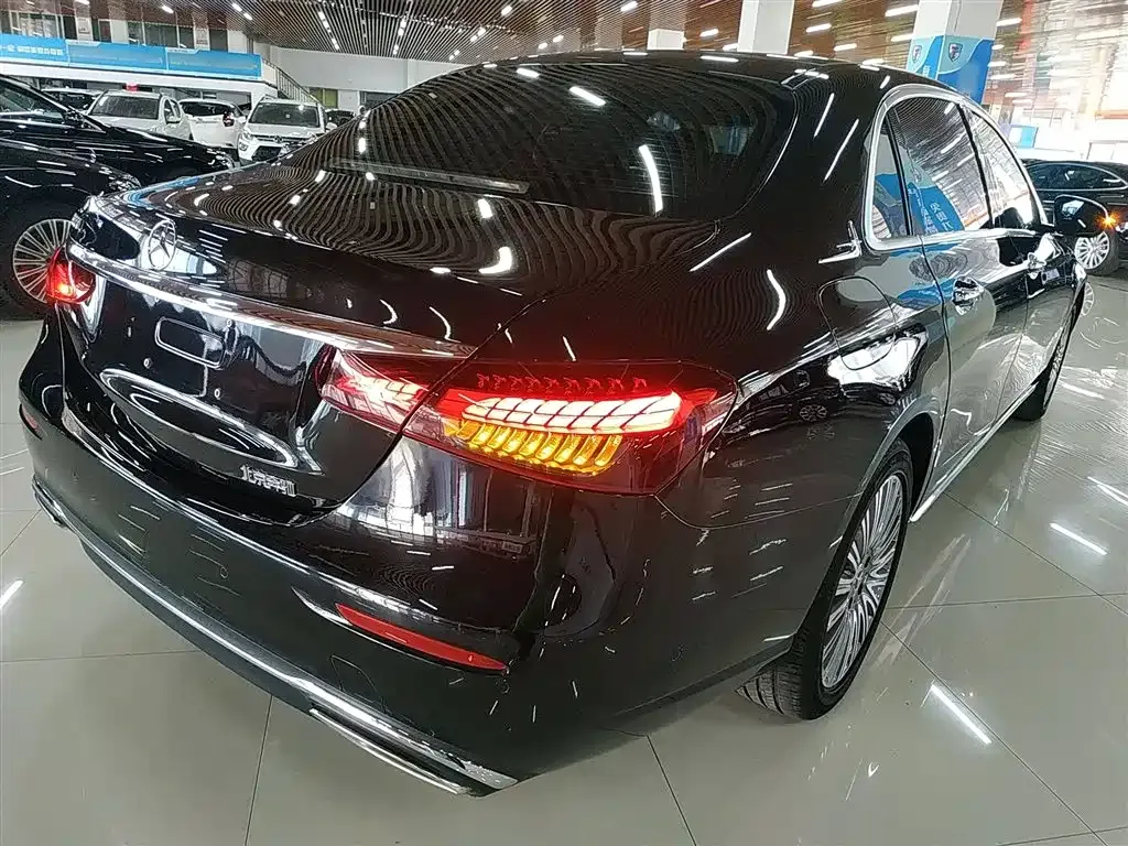Mercedes-Benz E-Class 2023 из CN, фото 7