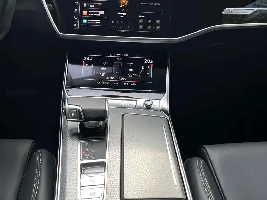 Audi A6L 2022 из CN, фото 6