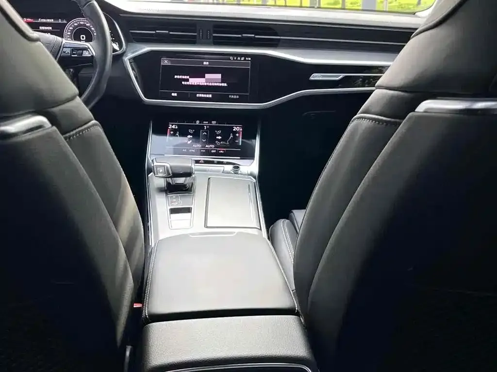 Audi A6L 2022 из CN, фото 7