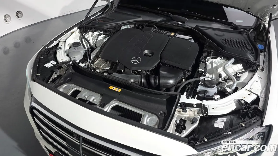 Mercedes-Benz E-Class 2024 из KR, фото 6