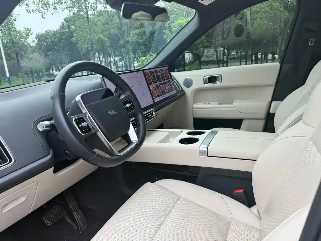 Li Auto L8 2023 из CN, фото 9