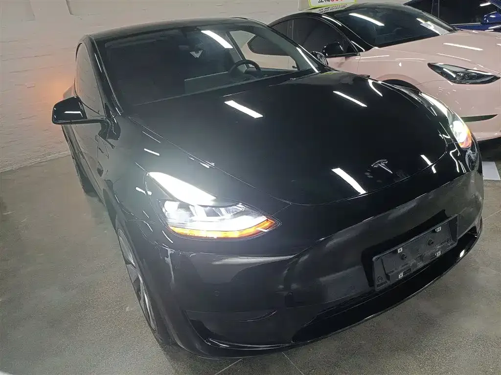Tesla Model Y 2023 из CN, фото 4