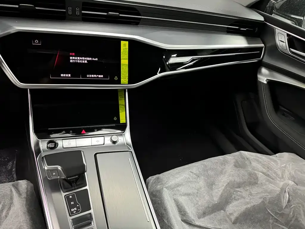 Audi A7L 2024 из CN, фото 6