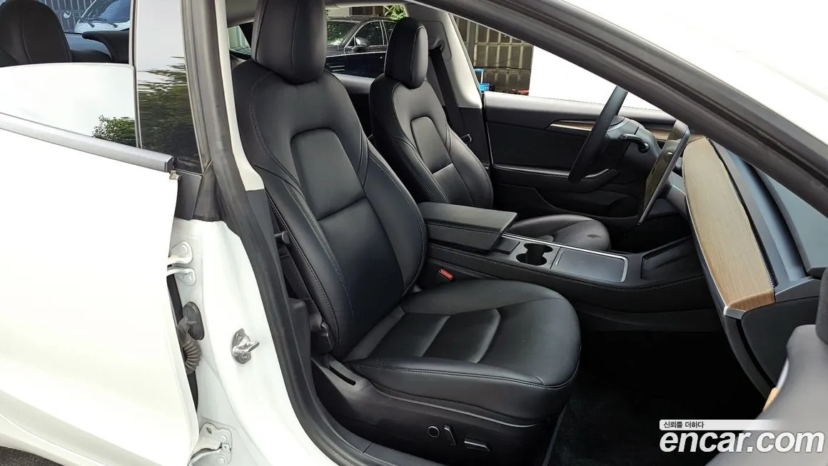 Tesla Model 3 2021 из KR, фото 10