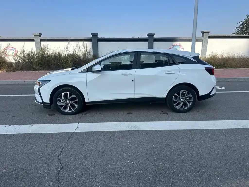 Buick Velite 6 2025 из CN, фото 2