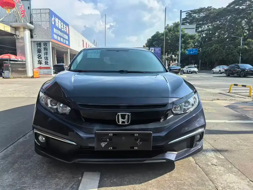 Honda Civic 2021 из CN, фото 2