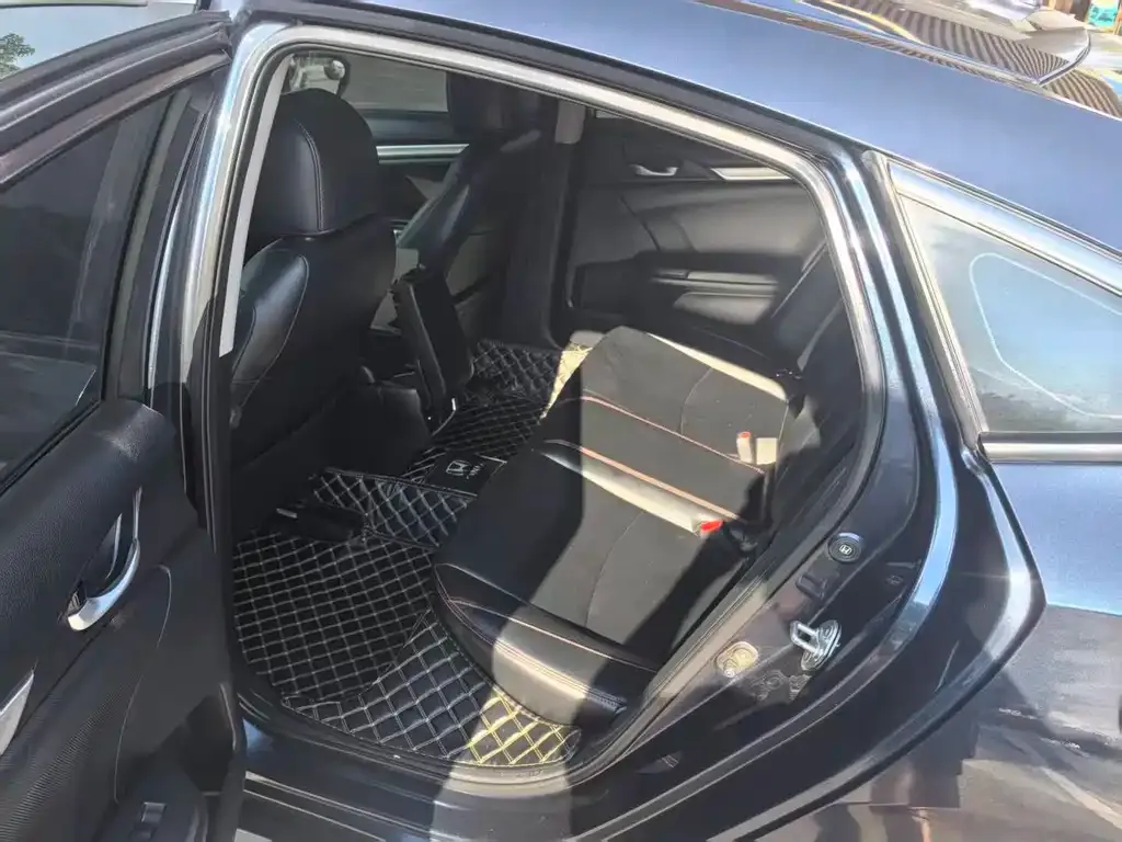 Honda Civic 2021 из CN, фото 4