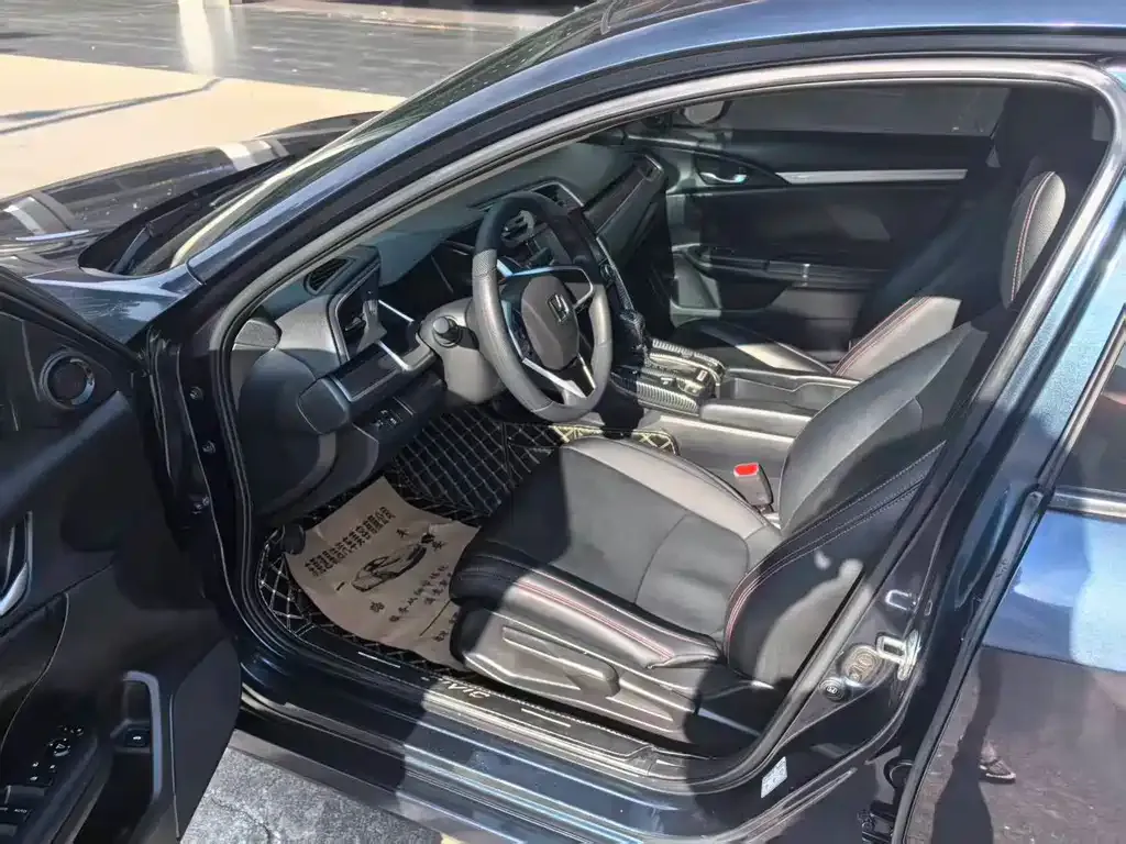 Honda Civic 2021 из CN, фото 6