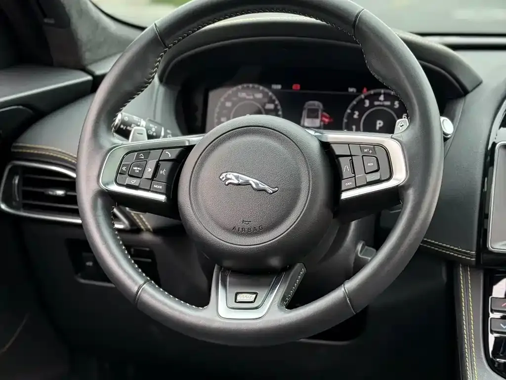 Jaguar F-PACE 2021 из CN, фото 10
