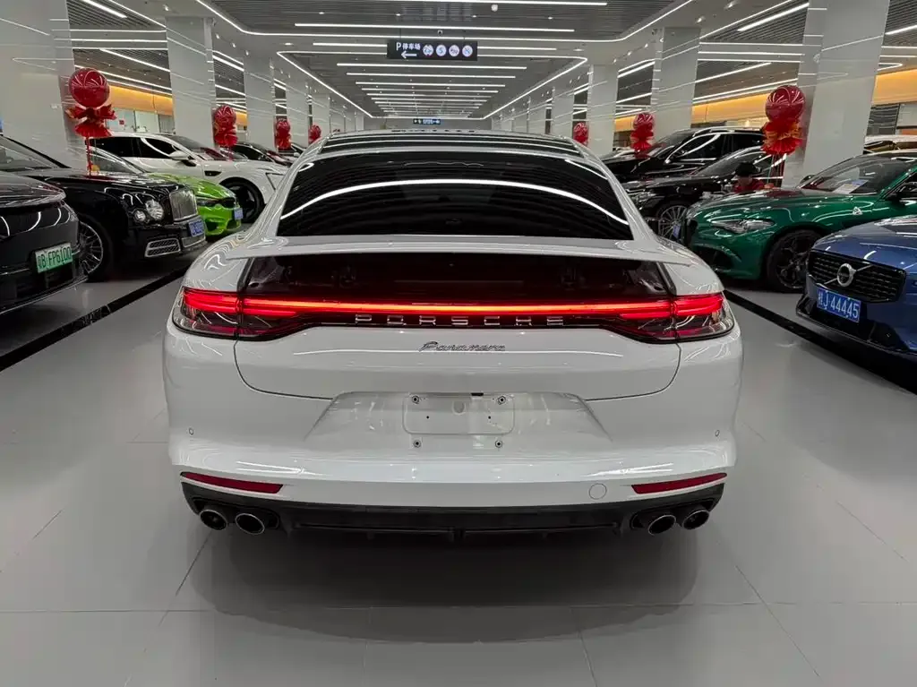 Porsche Panamera 2022 из CN, фото 5