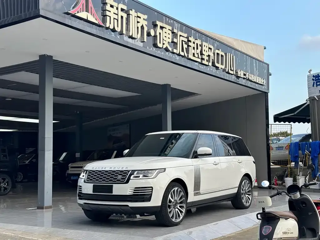 Land Rover Range Rover 2022 из CN, фото 1
