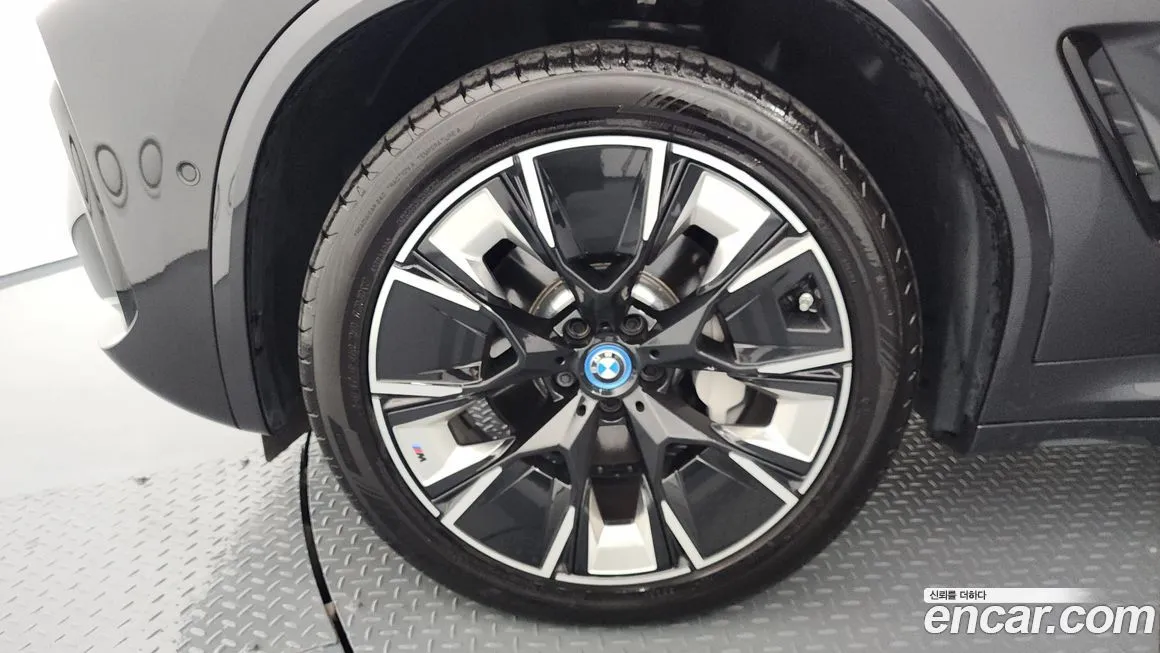 BMW iX3 2025 из KR, фото 5
