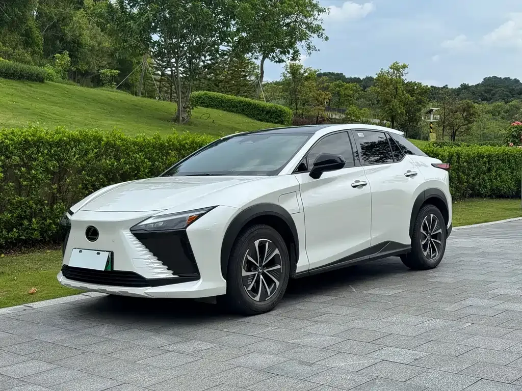 Lexus RZ 2023 из CN, фото 1