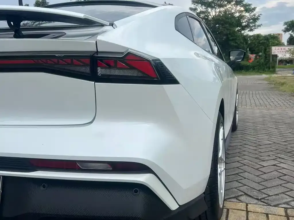 Changan UNI-V 2024 из CN, фото 8