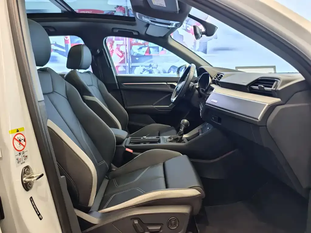 Audi Q3 2024 из CN, фото 7