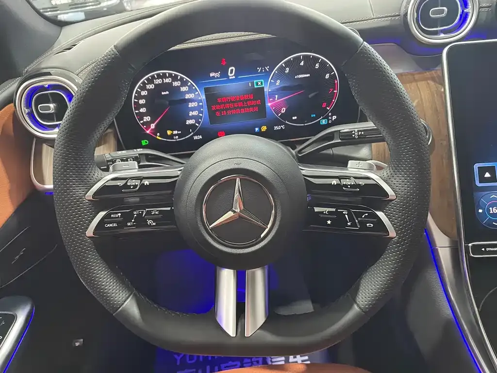 Mercedes-Benz GLC 2024 из CN, фото 10