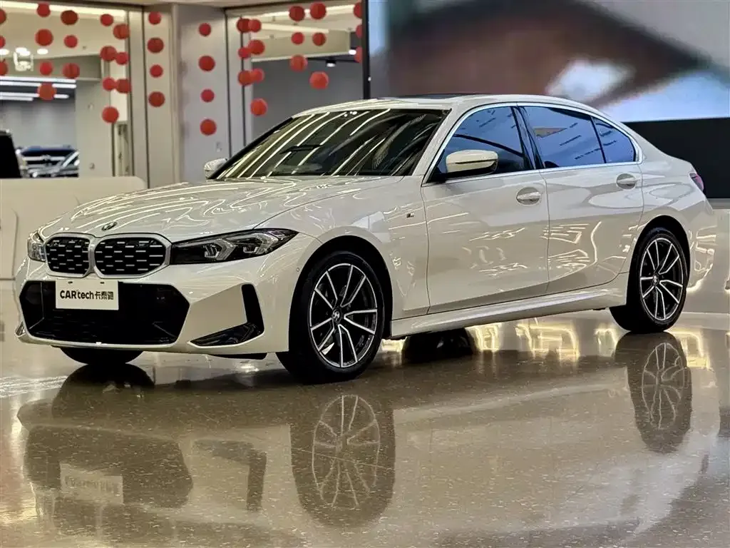 BMW 3 Series 2023 из CN, фото 1