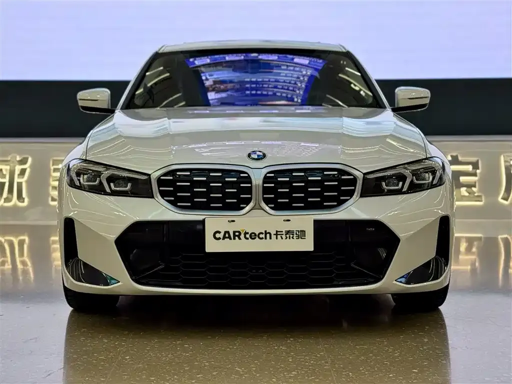 BMW 3 Series 2023 из CN, фото 3