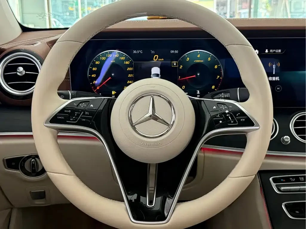 Mercedes-Benz E-Class 2021 из CN, фото 10