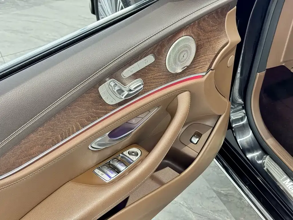 Mercedes-Benz E-Class 2022 из CN, фото 3