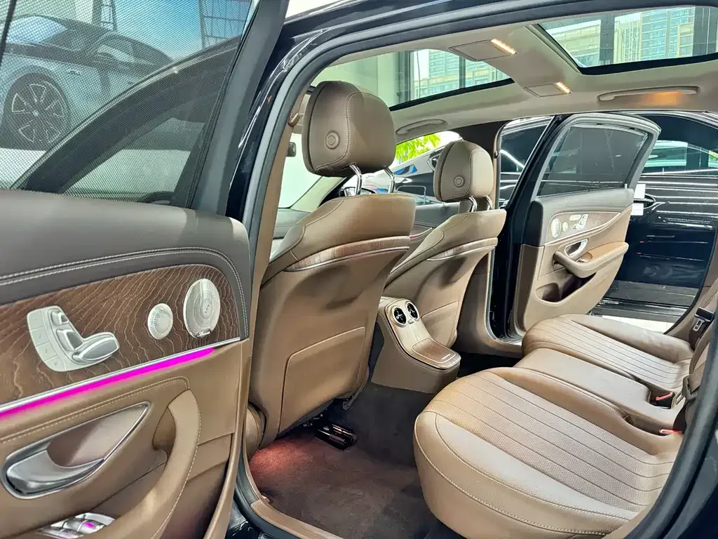 Mercedes-Benz E-Class 2022 из CN, фото 7