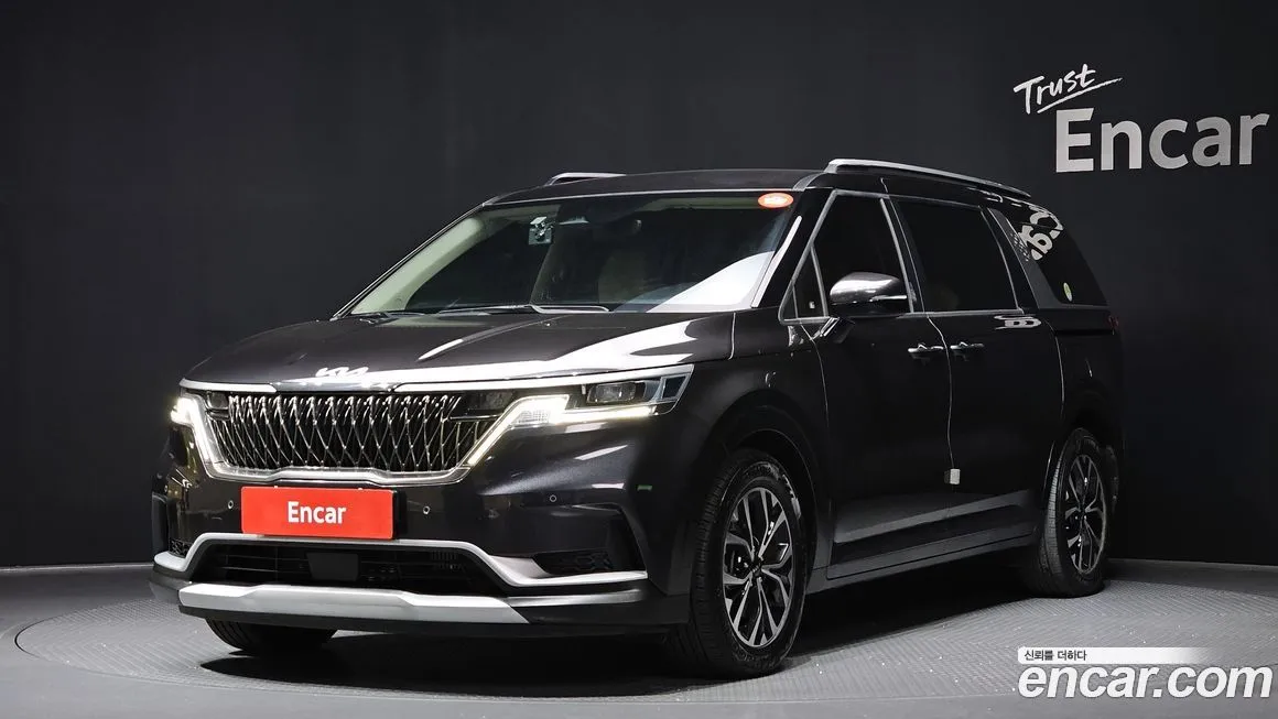 Kia Carnival 2023 из KR, фото 1