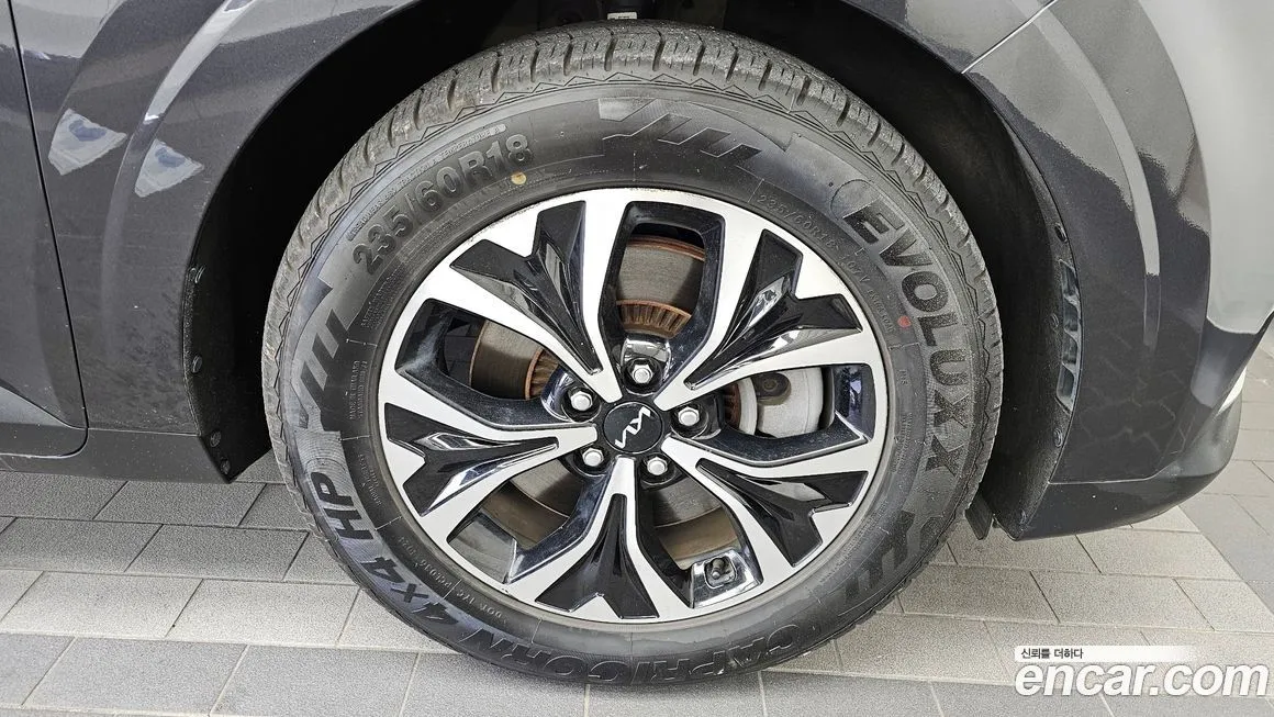 Kia Carnival 2023 из KR, фото 5