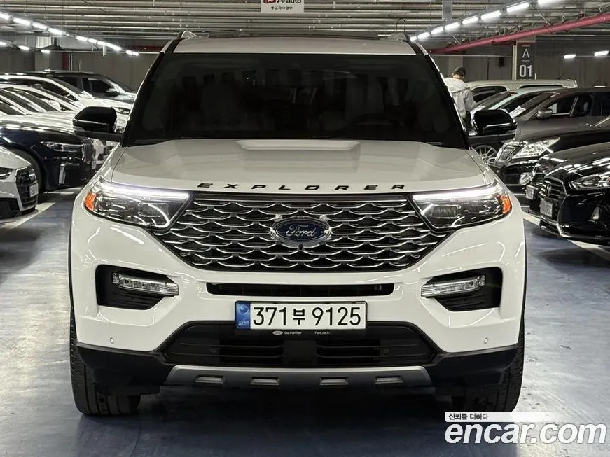 Ford Explorer 2022 из KR, фото 2