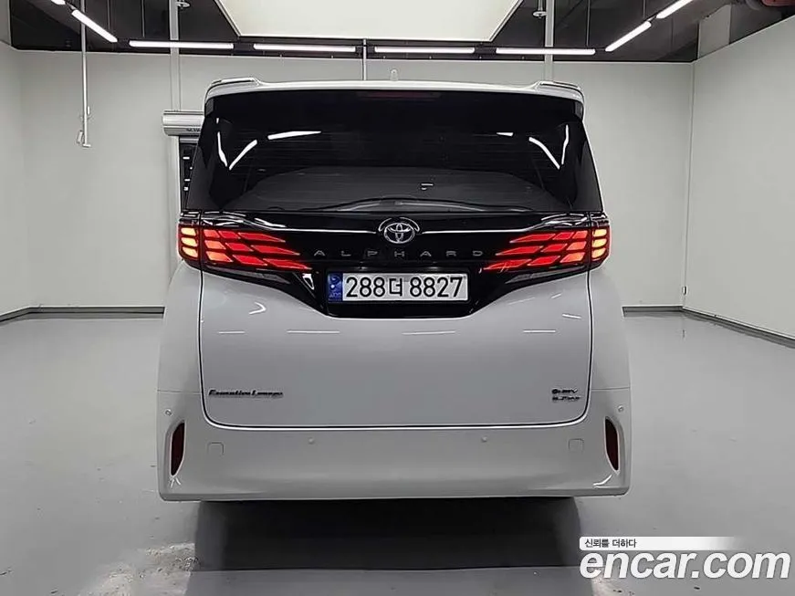 Toyota Alphard 2024 из KR, фото 3