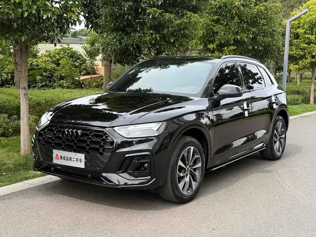 Audi Q5L 2023 из CN, фото 1