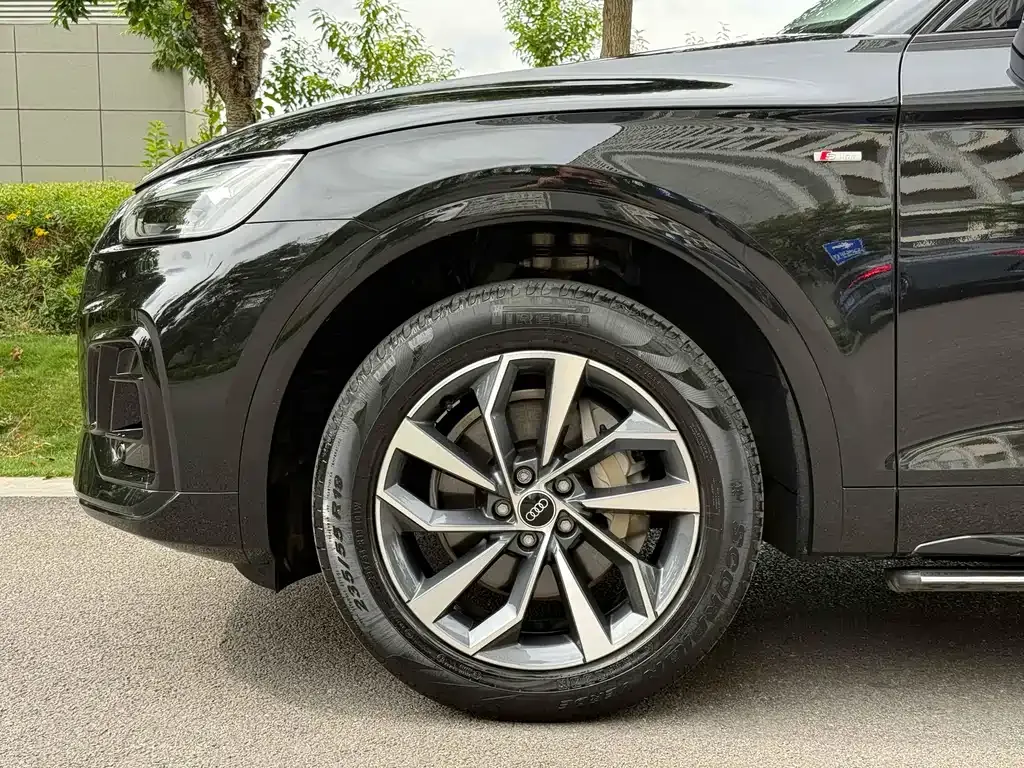 Audi Q5L 2023 из CN, фото 8