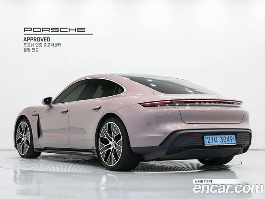 Porsche Taycan 2023 из KR, фото 2