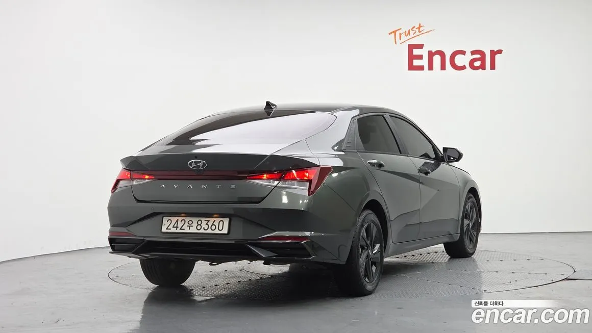 Hyundai AVANTE 2023 из KR, фото 4