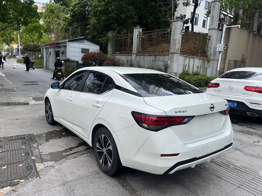 Nissan Sylphy 2022 из CN, фото 9