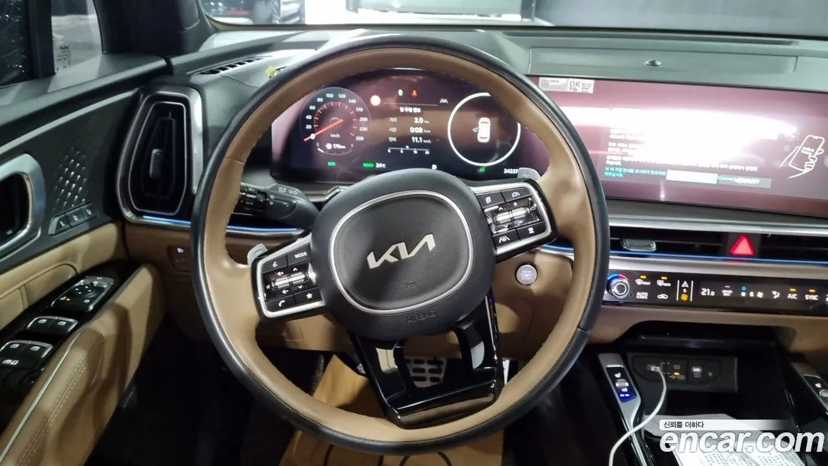 Kia Sorento — фото 5