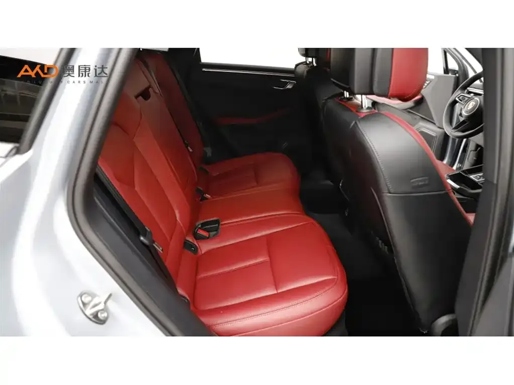 Porsche Macan 2023 из CN, фото 8