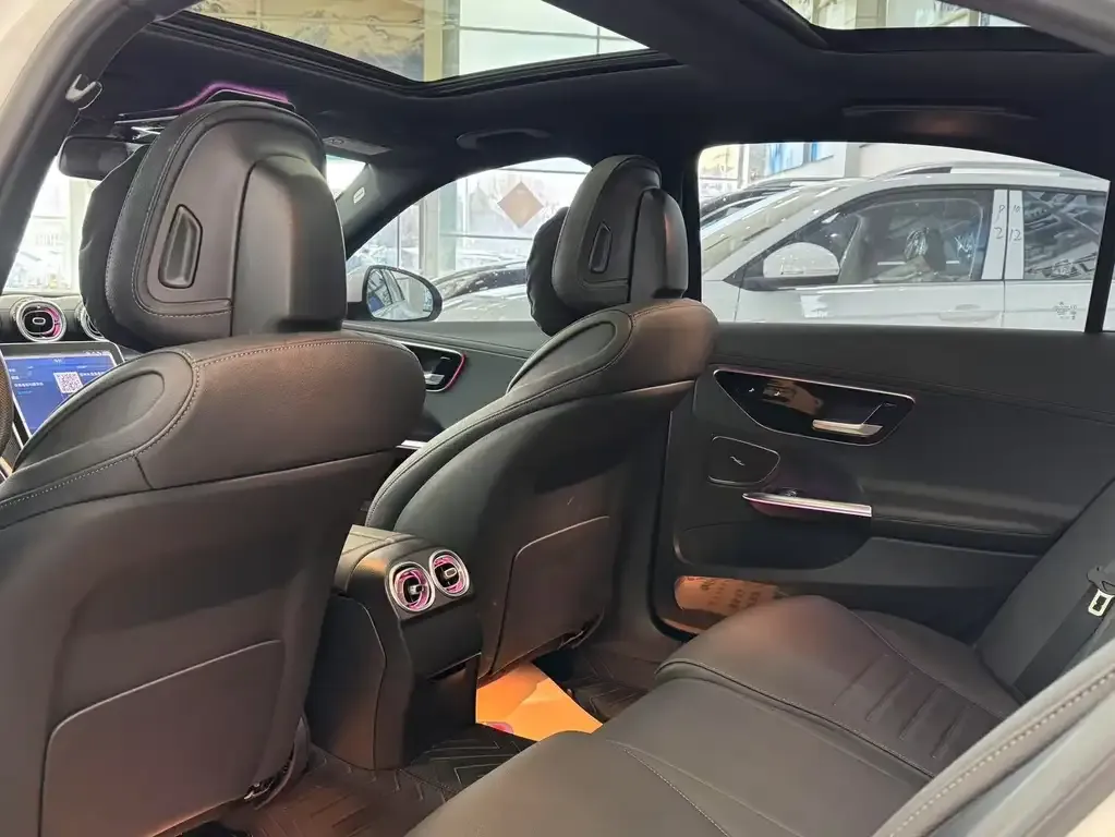 Mercedes-Benz C-Class 2024 из CN, фото 8