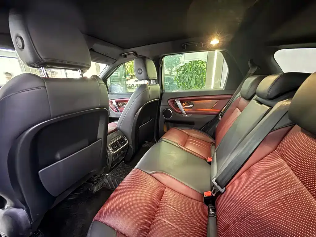 Land Rover Discovery Sport 2024 из CN, фото 8