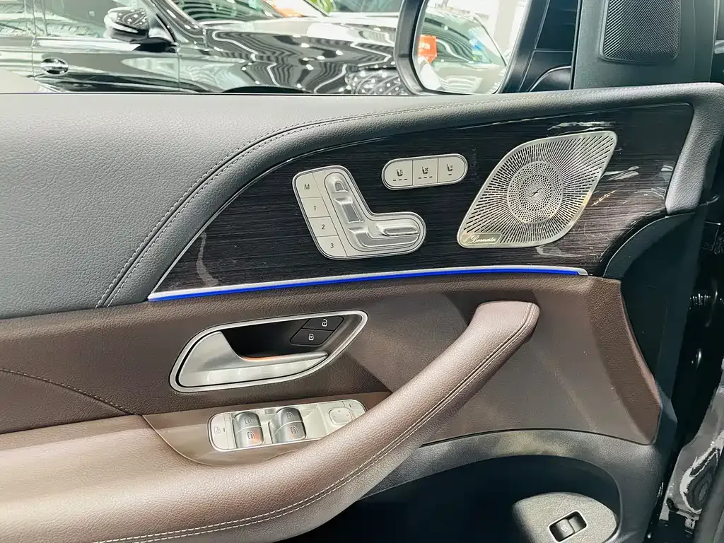 Mercedes-Benz GLS 2023 из CN, фото 10