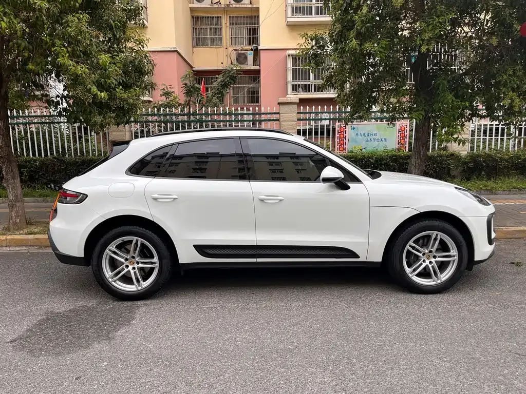 Porsche Macan 2023 из CN, фото 3