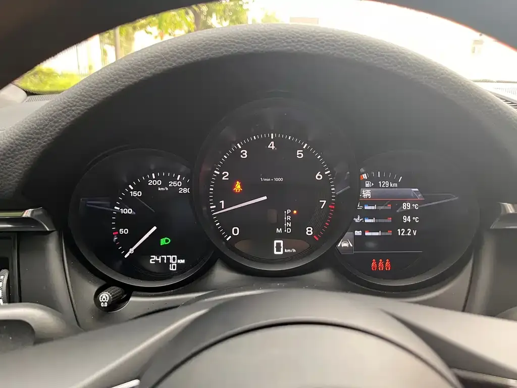 Porsche Macan 2023 из CN, фото 8