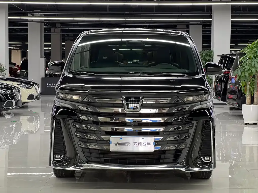 Toyota Vellfire 2024 из CN, фото 2