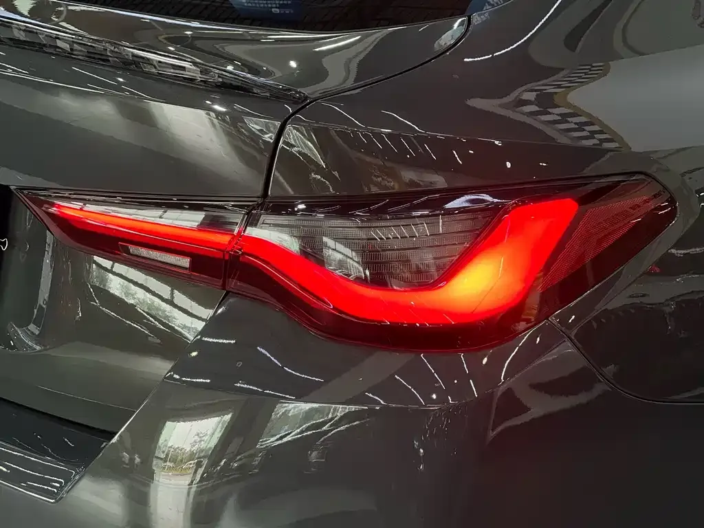 BMW 4 Series 2022 из CN, фото 10