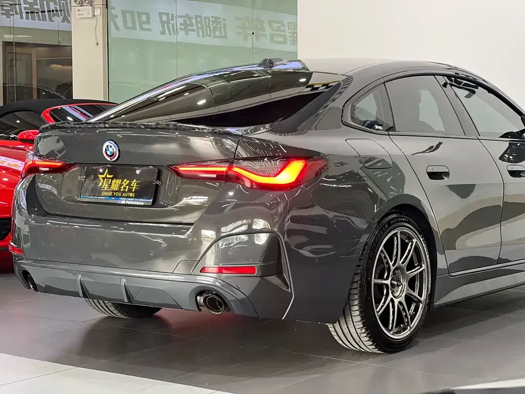 BMW 4 Series 2022 из CN, фото 9