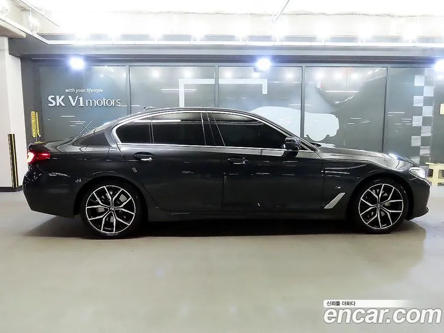 BMW 5-Series 2022 из KR, фото 3