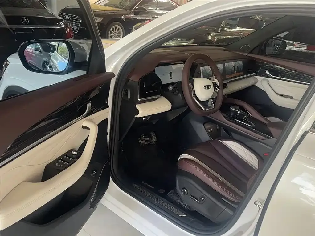 Geely Xingyue L 2022 из CN, фото 9