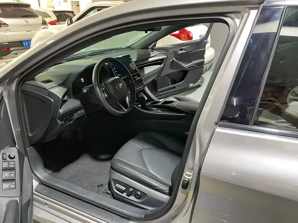 Toyota Avalon 2021 из CN, фото 7